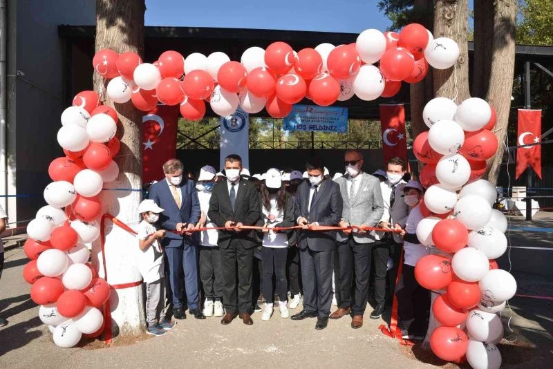 4006 TÜBİTAK bilim fuarları kapılarını açtı
