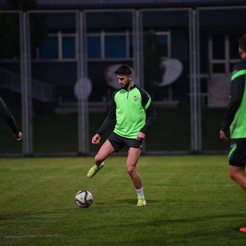 Bursaspor’da Ceyhanspor maçı hazırlıkları tamamlandı
