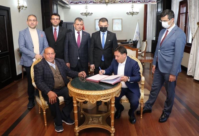 Hayırsever gurbetçiden memleketine büyük vefa
