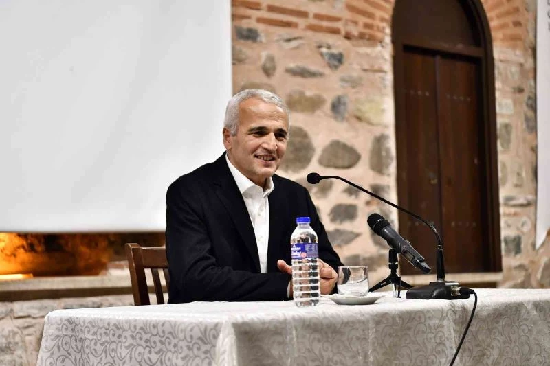 Prof. Dr. Ekrem Demirli Yunus Emre’yi anlattı
