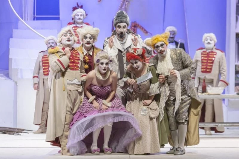 Antalya DOB kasımda 10 temsille sanatseverlerin karşısına çıkacak