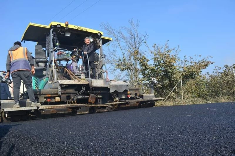 Cumayeri asfalt çalışmaları sürüyor
