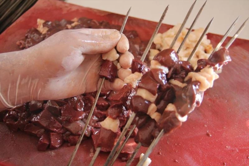 Kırıkhan ciğer kebabı, yoğun ilgi görüyor