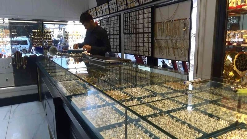 Diyarbakırlı kuyumcudan darphaneye altın önerisi
