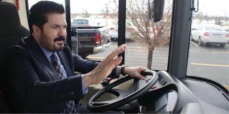 Ağrı Belediyesi bünyesine 10 araç daha kattı
