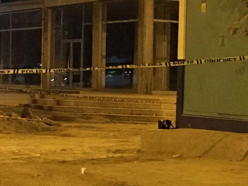 Batman’da şüpheli paket fünye ile patlatıldı
