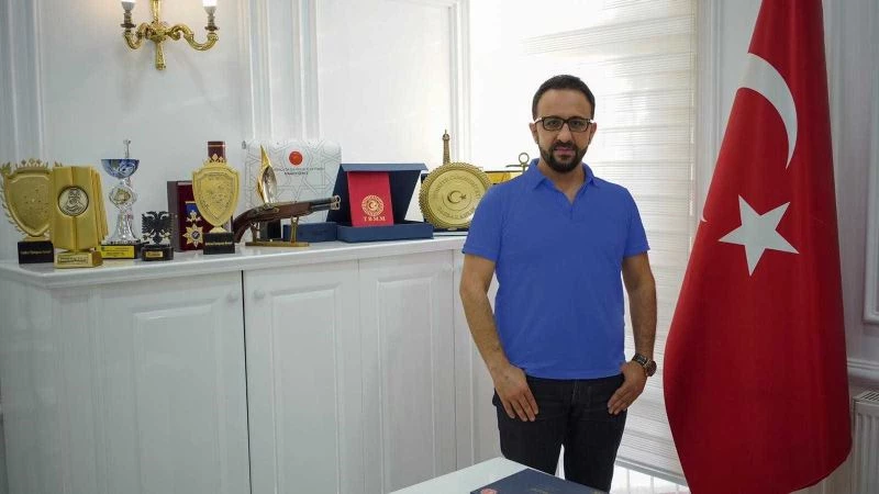 Uzmanı söyledi: Dolgun ve kalıcı dudak renklendirme mümkün