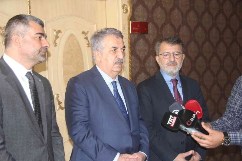 AK Parti Genel Başkan Yardımcısı Hayati Yazıcı: “Millet ittifakında bütünleşme var mı ki bölünme olsun”
