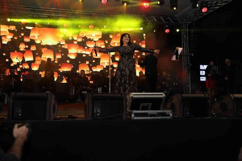 Cumhuriyet coşkusu Zara ile tavan yaptı
