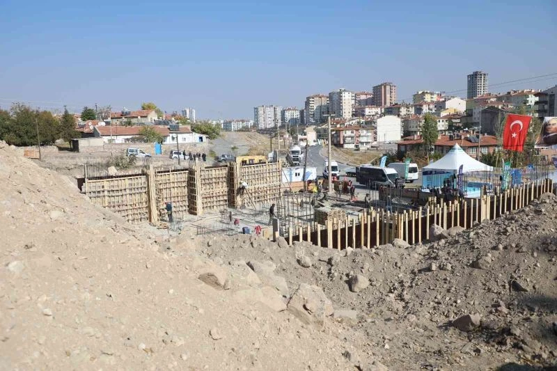 2 blok 73 dairenin temeli Battalgazi Mahallesi’nde atıldı
