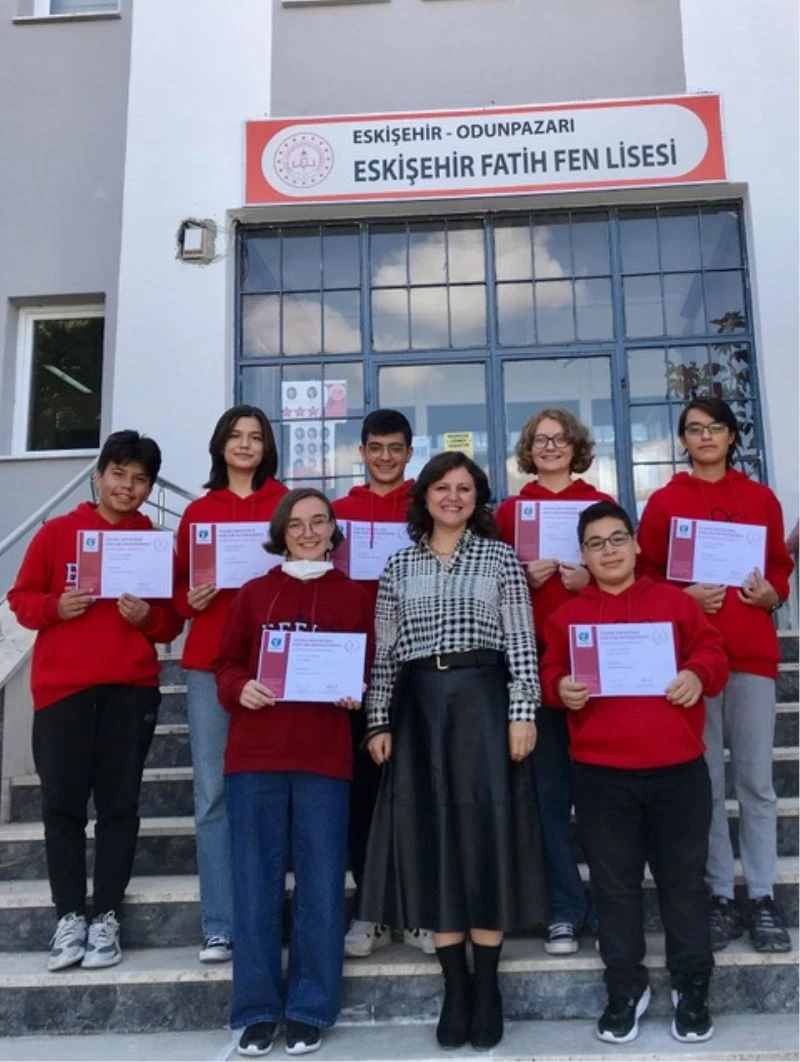 Uluslararası ‘Çevrenin Genç Sözcüleri’ yarışmasında ‘dünya birincisi’ oldular
