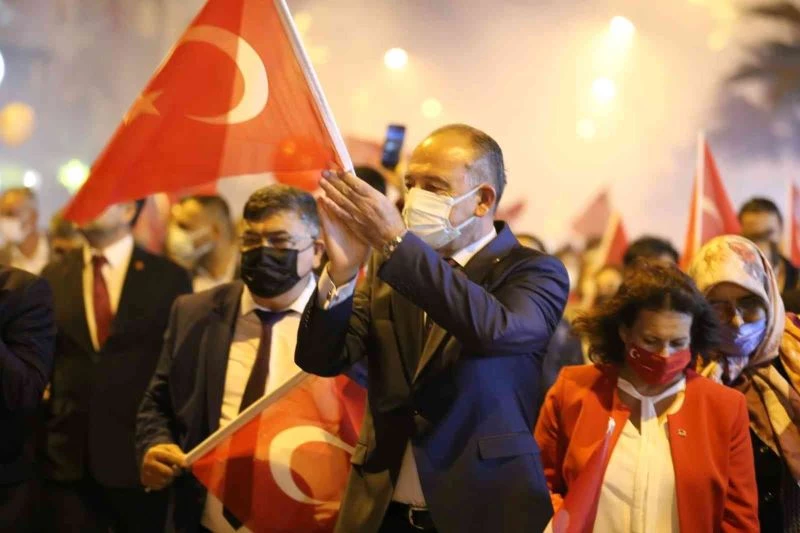 Turgutlu Belediyesinden Cumhuriyet Bayramı’na dört dörtlük kutlama
