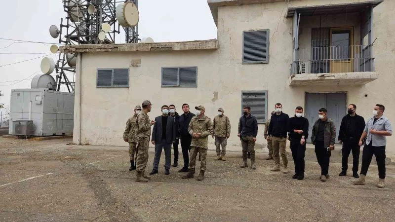 Kaymakam ve Belediye Başkan Vekili üs bölgesinde askerlerle bir araya geldi
