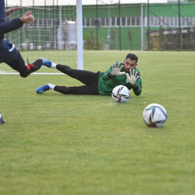 Bursaspor’un Kocaeli kampında tempo arttı
