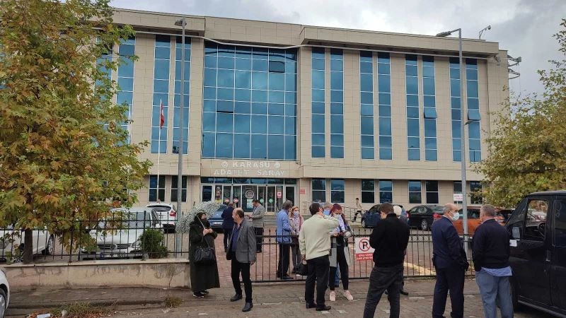 Camideki vaazı ile tepki çeken müftünün ilk duruşması görüldü
