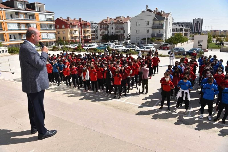 Selçuklu Belediyesinden spor lisesine kapalı spor salonu
