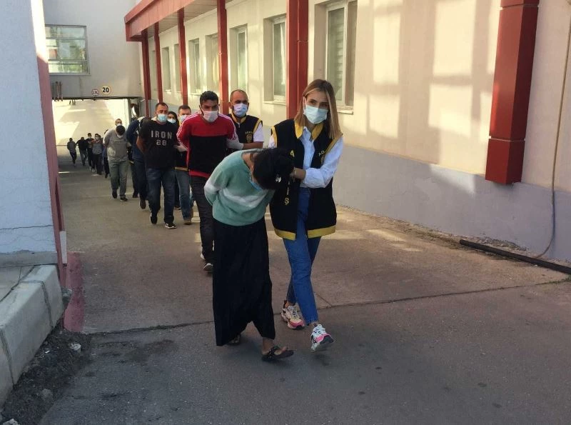 Adana’da 600 bin liralık hırsızlık yapan çeteye şafak operasyonu
