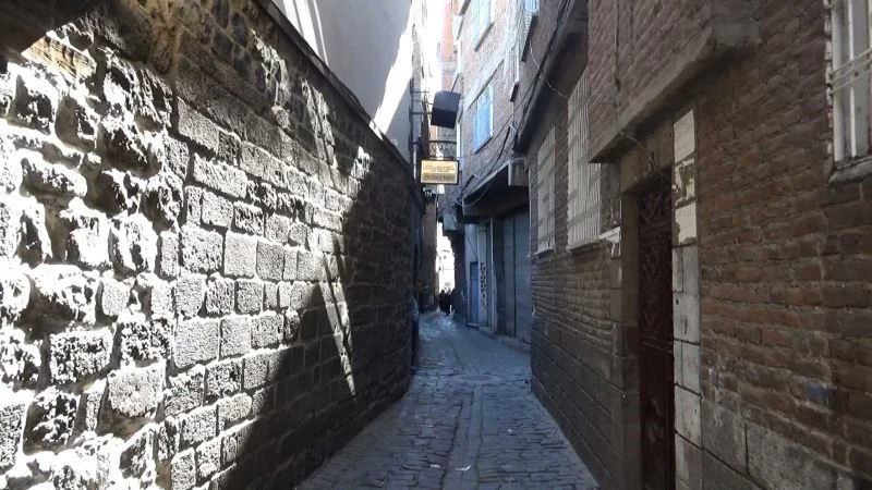 PKK 6-7 Ekim olaylarında yakıp yıktı, devlet onardı
