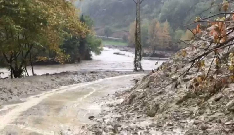 Kastamonu’da selin tahribatı gün ağarınca ortaya çıktı
