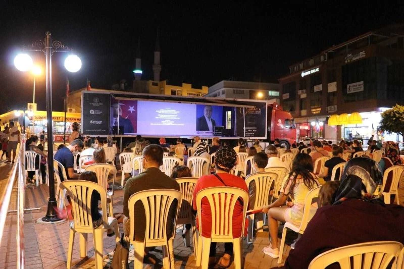 Altın Portakal heyecanı ilçelere taşınıyor
