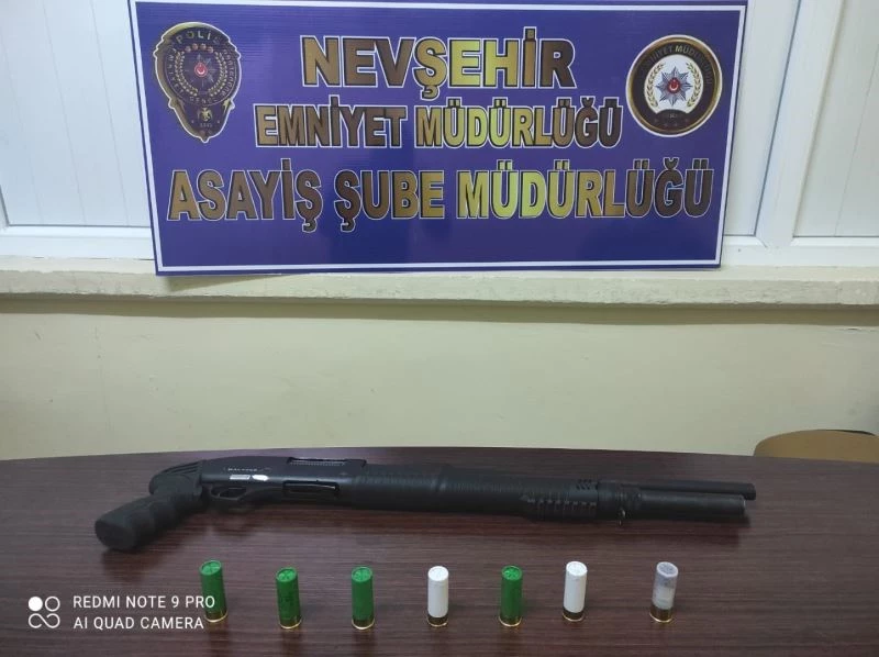 Husumetlisi zannettikleri araca ateş eden iki şüpheli tutuklandı
