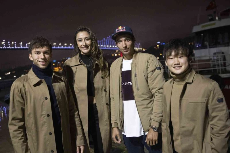 Hande Baladın ve Toprak Razgatlıoğlu Formula 1 pilotlarını ağırladı
