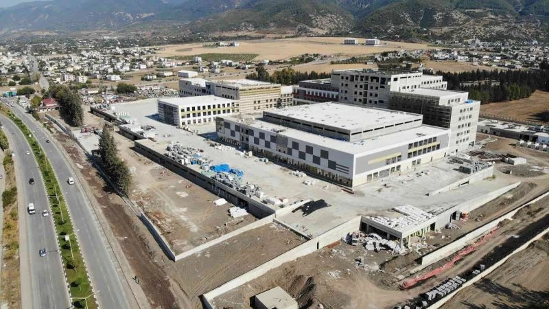 Osmaniye Devlet Hastanesi inşaatının yüzde 76’sı tamamlandı