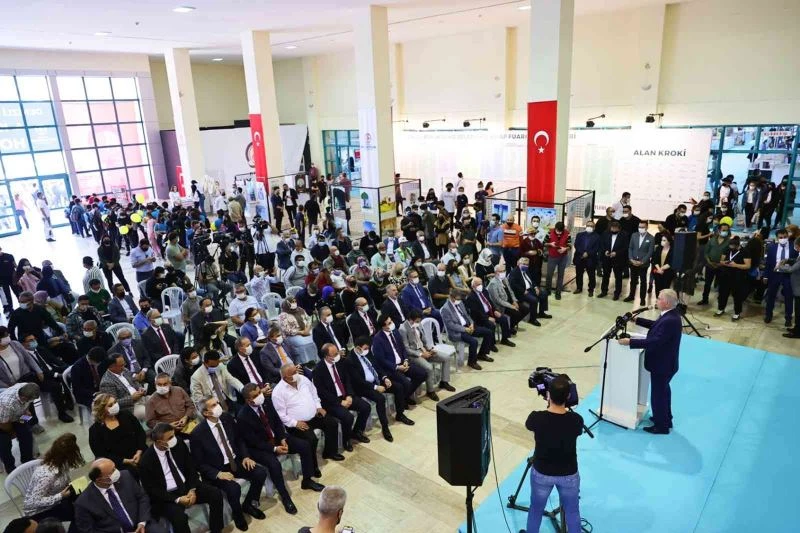 Denizli kitaplarla buluştu
