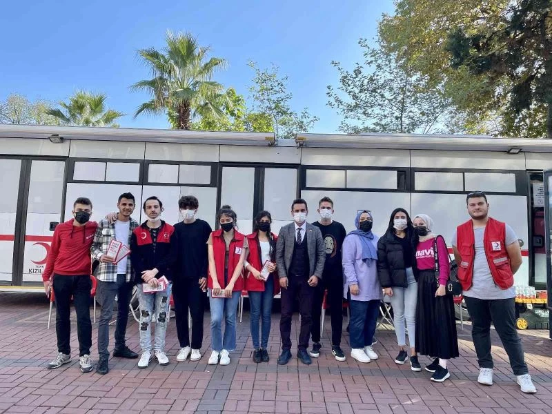 Çaycumalılar kan bağışı için sıraya girdi
