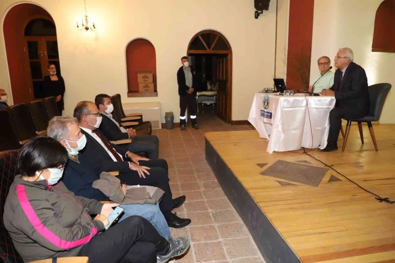 Turgutlu’da pandemi, halk sağlığı ve çevresel boyutuyla ele alındı
