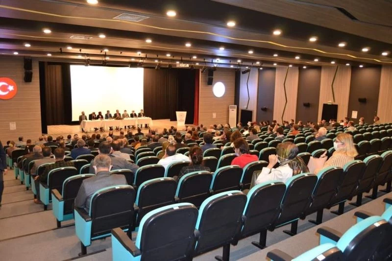 Enine boyuna Eğitim konuşuldu
