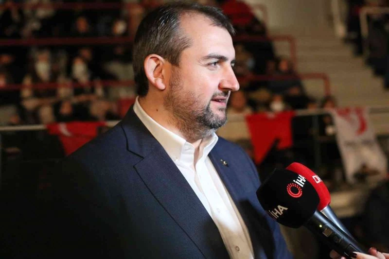 Güngören’de kültür sanat sezonu açılışı Ekin Uzunlar konseriyle yapıldı
