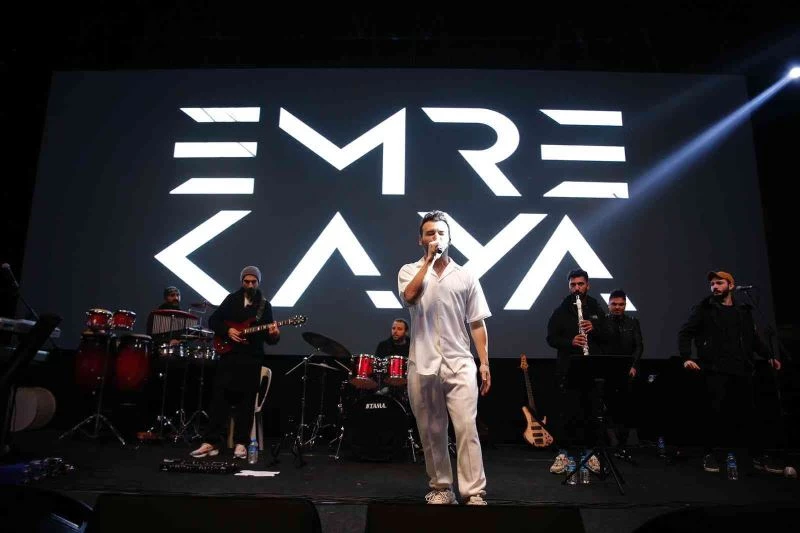 Emre Kaya konserden konsere koşuyor
