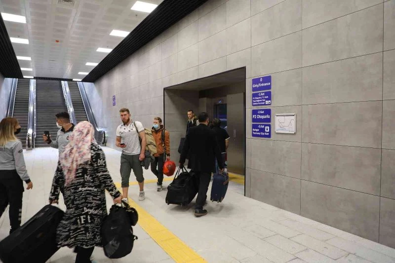 Batı Gar otoparkı hizmete hazır
