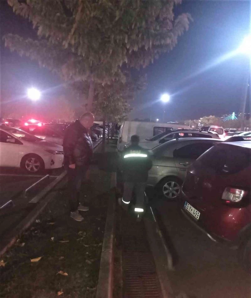 İzmit’te 51 adet yağmursuyu ızgarasını çalan şüpheli yakalandı
