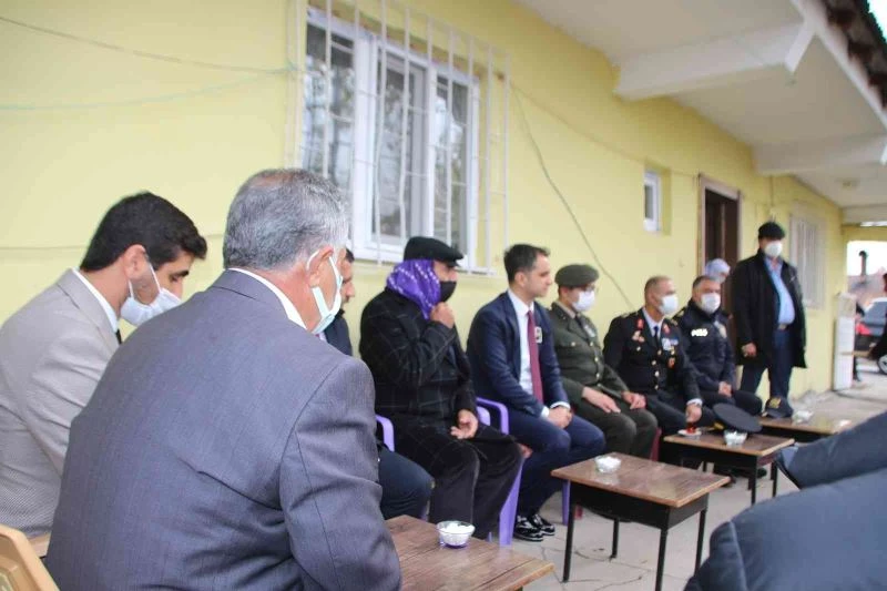 Kaymakam Güder’den vefat eden Kıbrıs Gazisinin ailesine başsağlığı ziyareti
