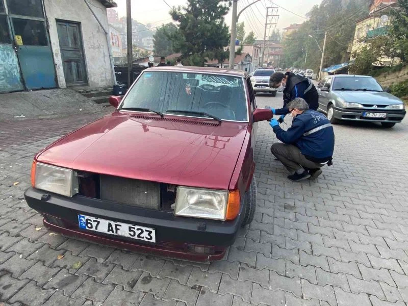 Müşterinin aracına bıçakla saldıran 2 şüpheli adli kontrolle serbest

