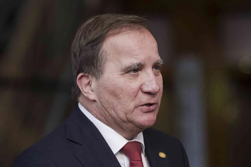 İsveç Başbakanı Lofven istifa etti
