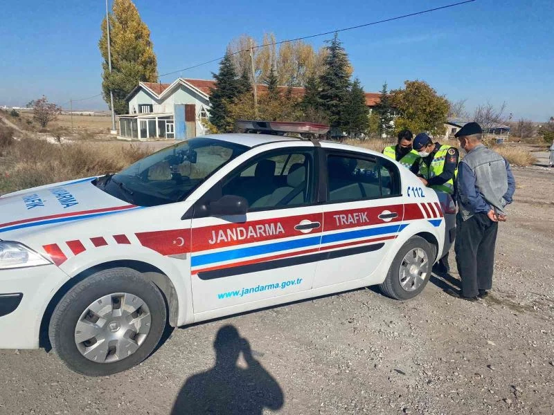 Kırmızı ışık ve hız kurallarına uymayanlar drone ile havadan tespit edildi
