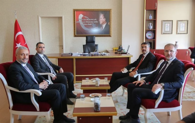 Vali Çelik’ten Kaymakam Arslanköylü’ye ’hayırlı olsun’ ziyareti
