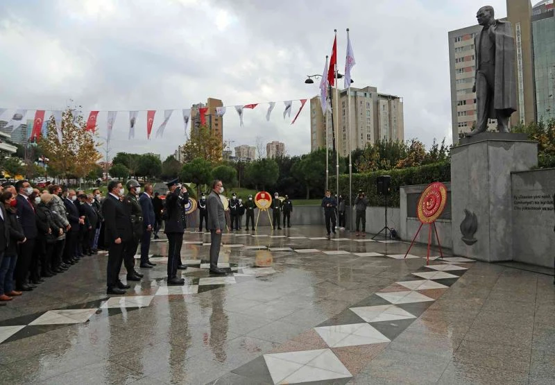 Ataşehir Ata’sını andı
