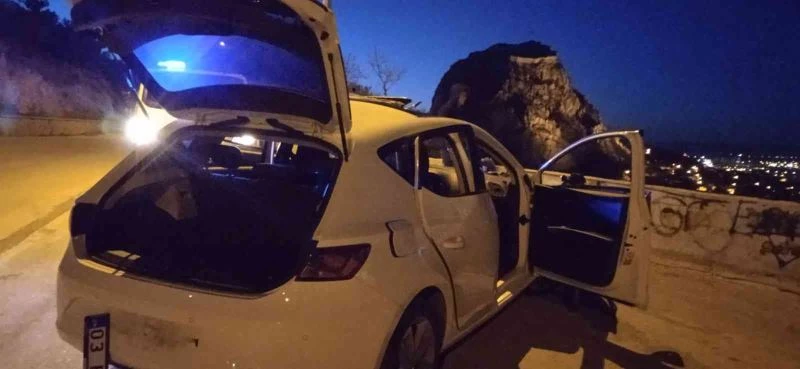 Otomobilde akıllara durgunluk veren patlama
