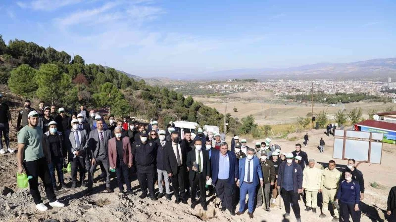 Alaşehirliler geleceğe nefes oldu
