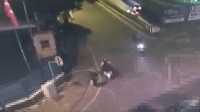 Bakırköy ve Bahçelievler’e dadanan kapkaççılar kamerada
