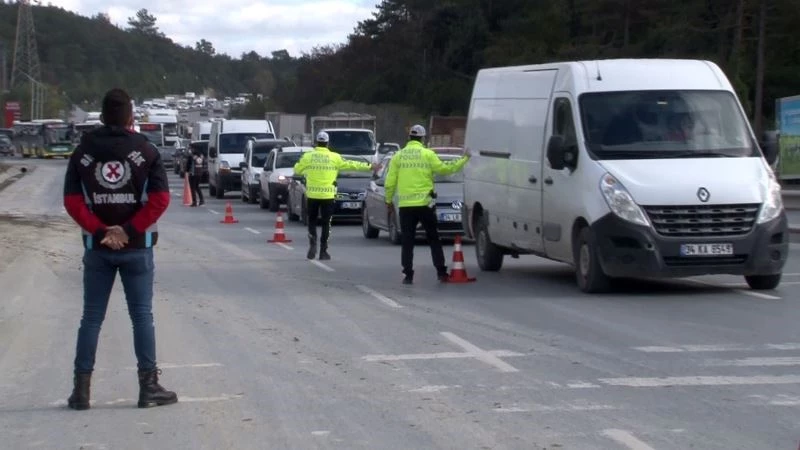 Arnavutköy’de geniş kapsamlı trafik uygulaması, kurallara uymayanlara ceza yağdı
