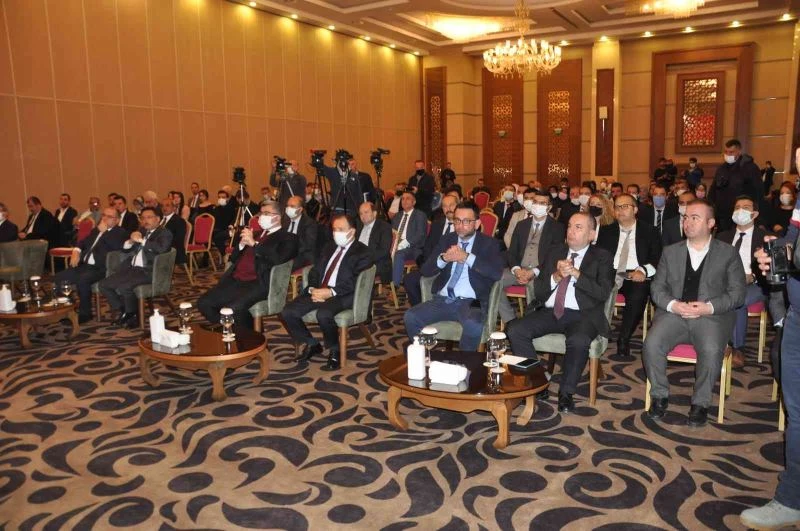 Dünyadaki toplam doğaltaş rezervinin yaklaşık yüzde 40’ı Türkiye’de
