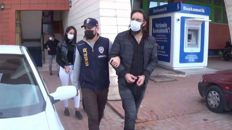 Dolandırıcılıktan yakalandı, “Emniyete teslim olduk, pişman değilim” dedi
