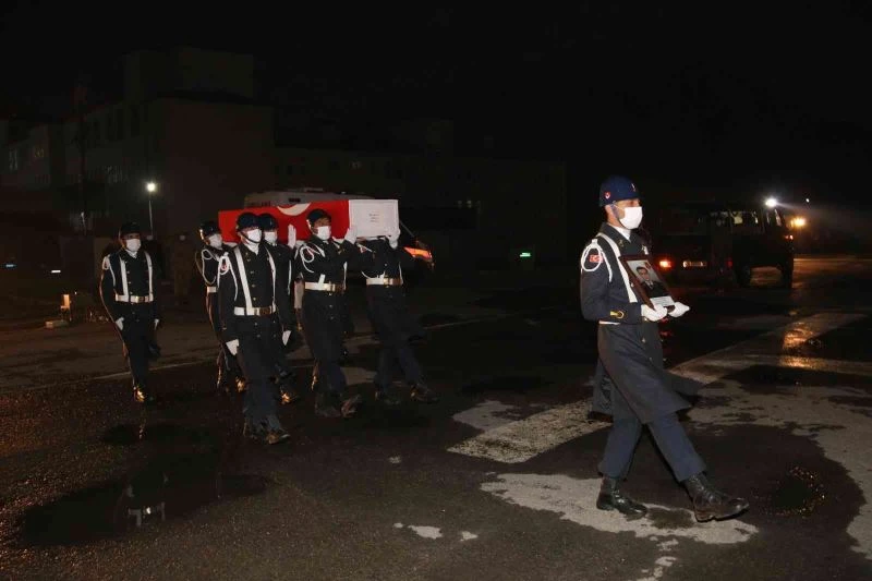 Vefat eden Hakkarili uzman çavuş Özatak için tören düzenlendi
