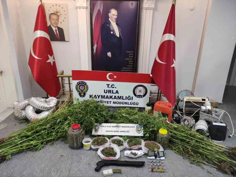 Evini uyuşturucu imalathanesine çevirmiş
