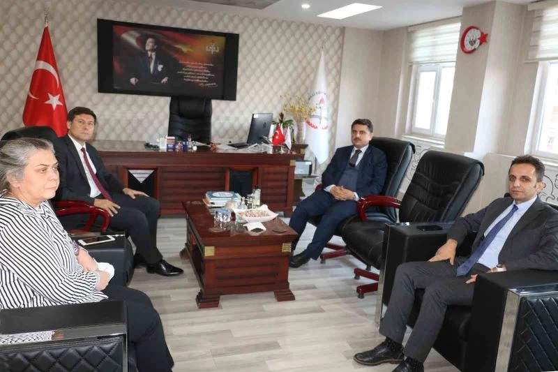 Kaymakam Tunç, milli eğitim müdürlüğü idarecileri ile bir araya geldi

